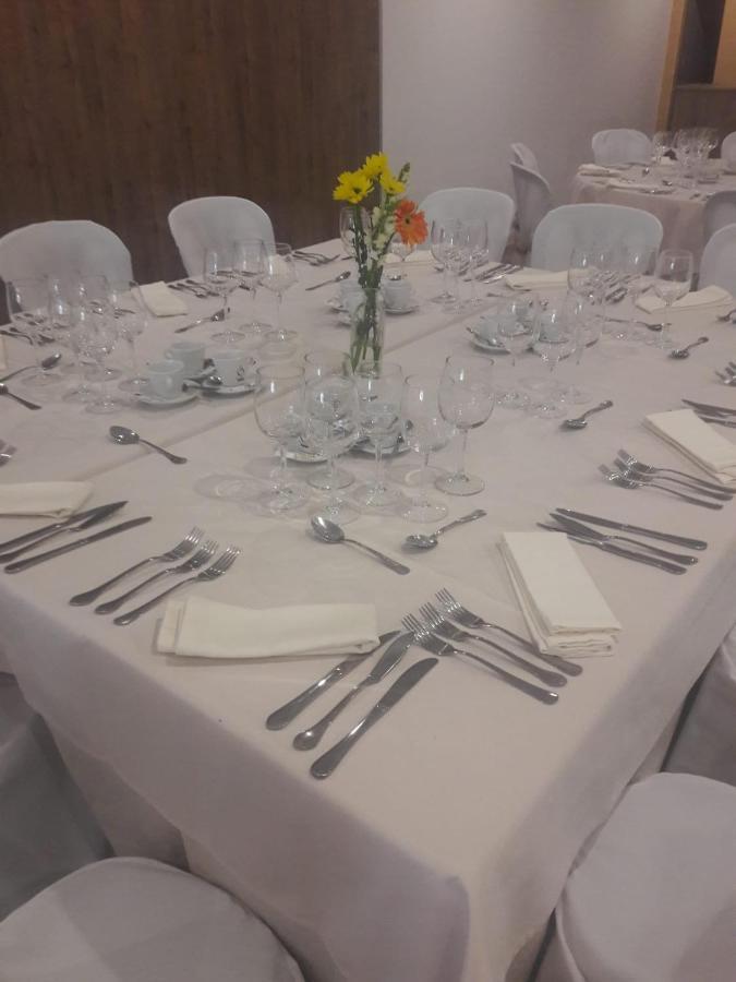 Herrera del Duque Hostal Restaurante Pacos מראה חיצוני תמונה